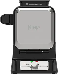 وافل ساز بلژیکی Ninja BW1001 NeverStick PRO، طراحی عمودی، 5 تنظیمات سایه، با فنجان ریختن دقیق و راهنمای دستور آشپز، مشکی و نقره ای