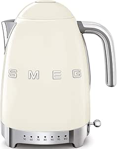 Smeg KLF04CRUK، کتری مدل 50’s Retro، 7 تنظیم دما، ظرفیت 1.7 لیتر با نشانگر سطح آب، پایه چرخشی 360، پایه ضد لغزش، درب نرم بازشو، فولاد ضد زنگ، کرم، 1 سال گارانتی