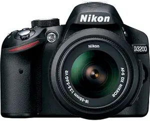 دوربین SLR دیجیتال 24.2 مگاپیکسلی CMOS Nikon D3200 با لنز زوم 18-55 میلیمتری f/3.5-5.6 AF-S DX NIKKOR (بازسازی شده)