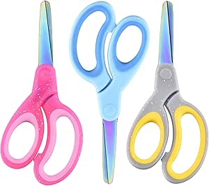 ست قیچی کودکان 5 اینچی (3 عدد)، لبه‌های گرد ایمنی، تیغه‌های پوشش تیتانیوم، دستگیره راحت برای کودکان کلاس مدرسه و کاغذ کاردستی برش کودکان نوپا، رنگ‌های متنوع براق